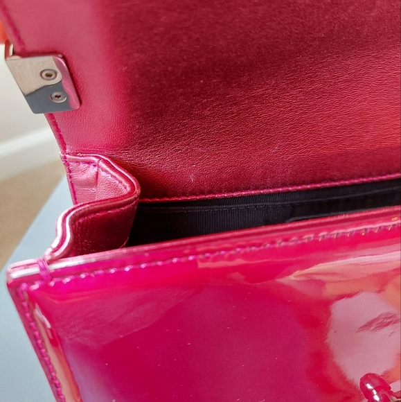 Chanel Patent Mettalic Pink Le Boy Small - Picture 16 of 16